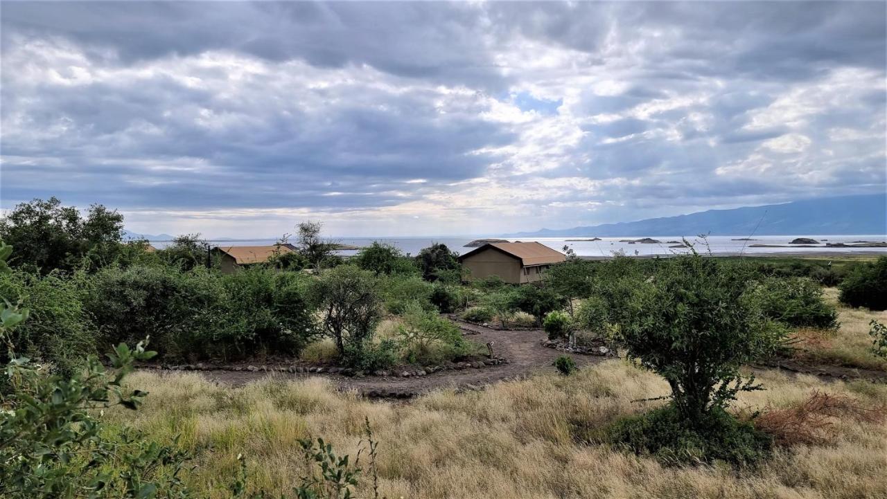 Africa Safari Lake Natron Mtowabaga Bagian luar foto