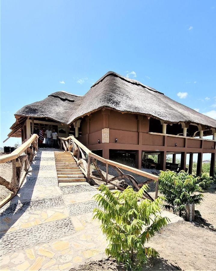 Africa Safari Lake Natron Mtowabaga Bagian luar foto