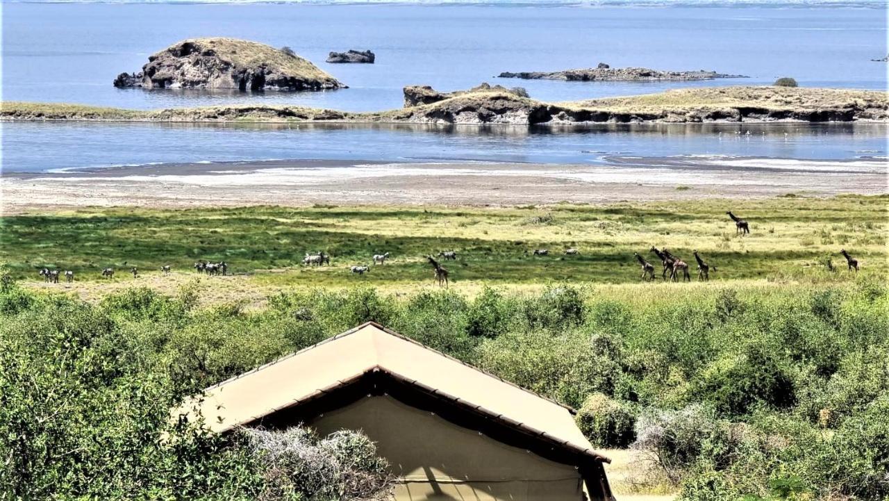 Africa Safari Lake Natron Mtowabaga Bagian luar foto